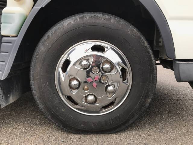 三菱ふそうキャンターアルミバン小型（2t・3t）[写真25]