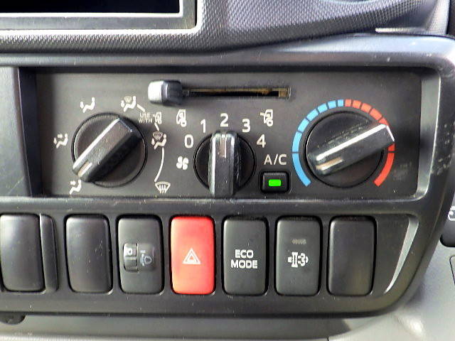 トヨタダイナカーテン車小型（2t・3t）[写真22]