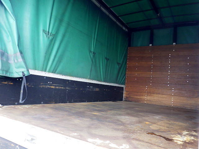 トヨタダイナカーテン車小型（2t・3t）[写真09]