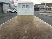 三菱ふそうキャンター平ボディ小型（2t・3t）[写真10]