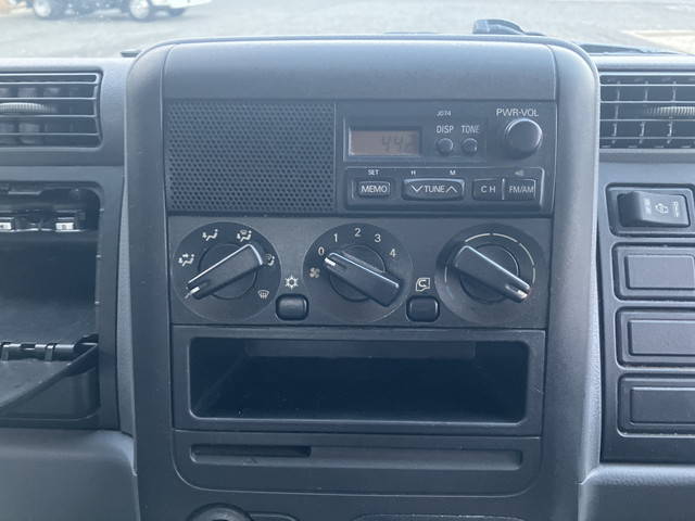 三菱ふそうキャンター平ボディ小型（2t・3t）[写真31]