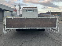 三菱ふそうキャンター平ボディ小型（2t・3t）[写真09]