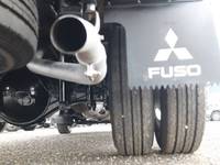 三菱ふそうキャンター平ボディ小型（2t・3t）[写真23]