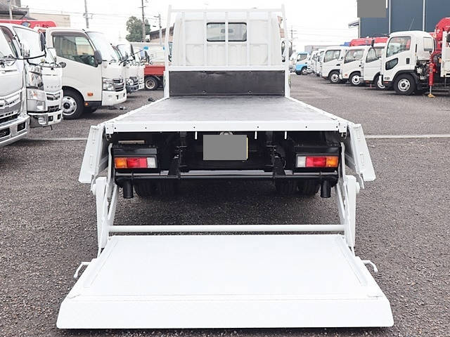 三菱ふそうキャンター平ボディ小型（2t・3t）[写真06]