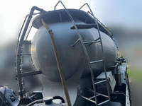 日野プロフィアバルク車（粉粒体運搬車）大型（10t）[写真12]