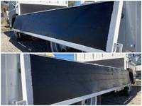 三菱ふそうキャンター平ボディ小型（2t・3t）[写真13]