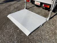 三菱ふそうキャンター平ボディ小型（2t・3t）[写真17]