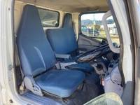 三菱ふそうキャンター平ボディ小型（2t・3t）[写真34]