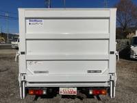 三菱ふそうキャンター平ボディ小型（2t・3t）[写真09]