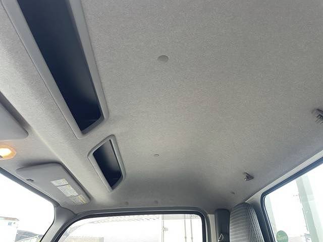 トヨタトヨエース平ボディ小型（2t・3t）[写真29]