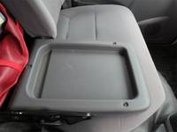 いすゞエルフアルミバン小型（2t・3t）[写真10]