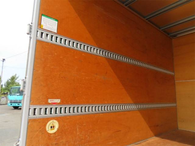 いすゞエルフアルミバン小型（2t・3t）[写真23]