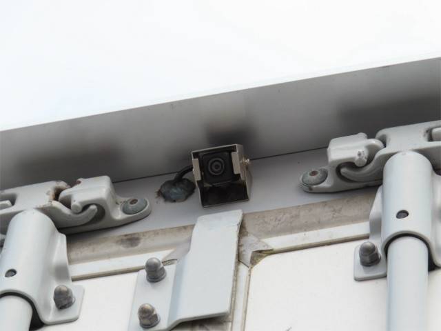 いすゞエルフアルミバン小型（2t・3t）[写真26]