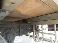 いすゞエルフアルミバン小型（2t・3t）[写真32]