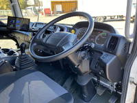 日野レンジャーセルフクレーン4段増トン（6t・8t）[写真33]