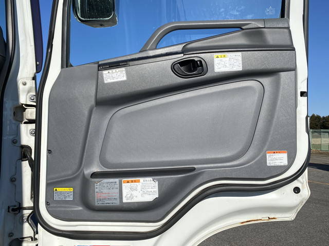 三菱ふそうスーパーグレート深ダンプ（土砂禁ダンプ）大型（10t）[写真28]