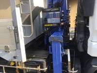 UDトラックスコンドルクレーン4段増トン（6t・8t）[写真10]