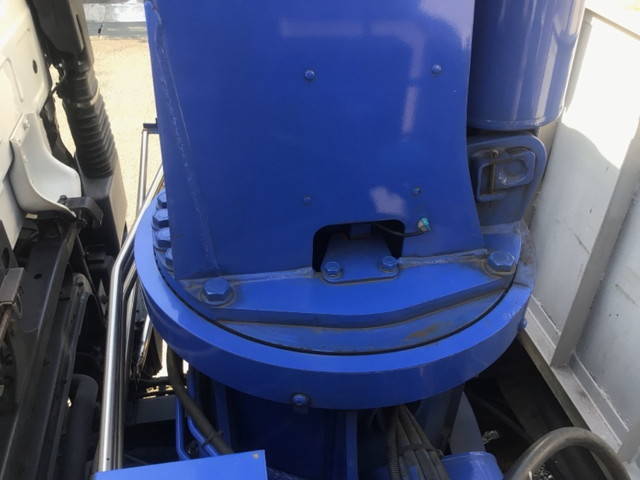 UDトラックスコンドルクレーン4段増トン（6t・8t）[写真11]