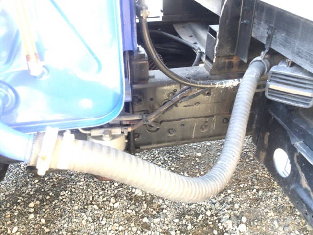 UDトラックスコンドルクレーン4段増トン（6t・8t）[写真18]