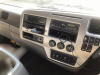 UDトラックスコンドルクレーン4段増トン（6t・8t）[写真33]