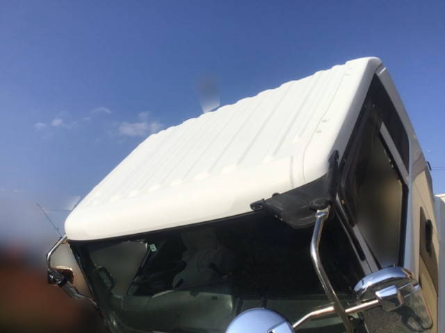 UDトラックスコンドルクレーン4段増トン（6t・8t）[写真05]