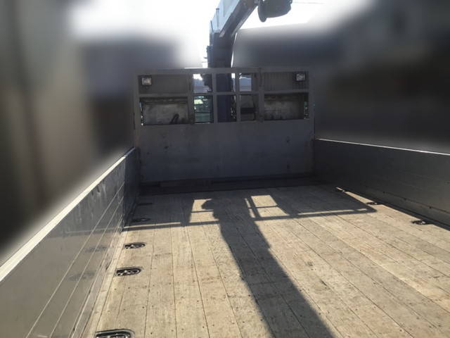 UDトラックスコンドルクレーン4段増トン（6t・8t）[写真06]