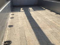 UDトラックスコンドルクレーン4段増トン（6t・8t）[写真07]