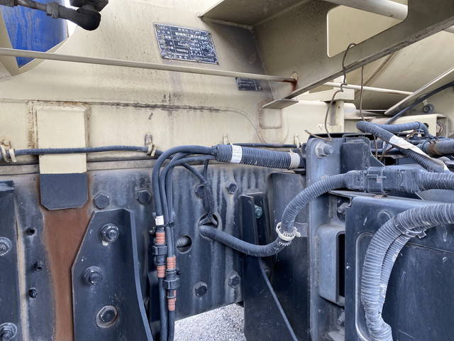 日野プロフィアミキサー車（コンクリートミキサー）大型（10t）[写真21]