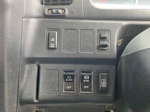 日野プロフィアミキサー車（コンクリートミキサー）大型（10t）[写真36]