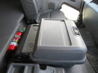 いすゞフォワード深ダンプ（土砂禁ダンプ）増トン（6t・8t）[写真11]