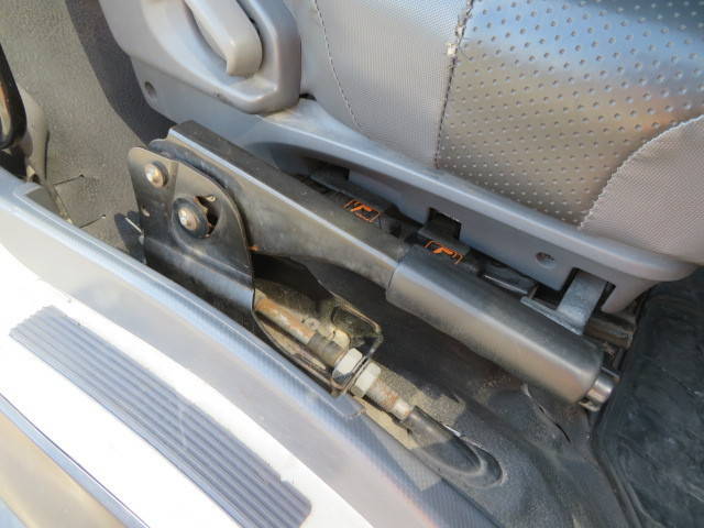 いすゞフォワード深ダンプ（土砂禁ダンプ）増トン（6t・8t）[写真20]