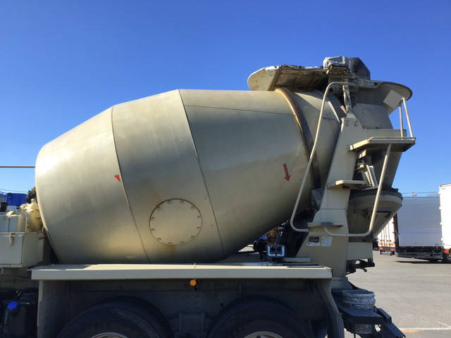 日野プロフィアミキサー車（コンクリートミキサー）大型（10t）[写真10]