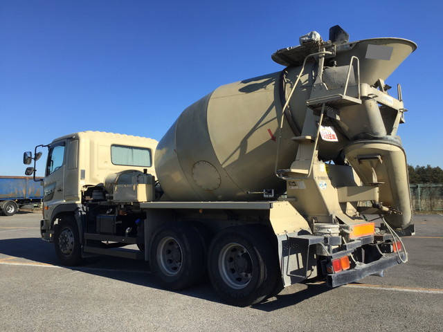 日野プロフィアミキサー車（コンクリートミキサー）大型（10t）[写真04]