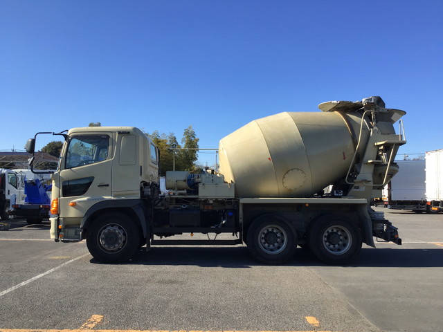 日野プロフィアミキサー車（コンクリートミキサー）大型（10t）[写真05]
