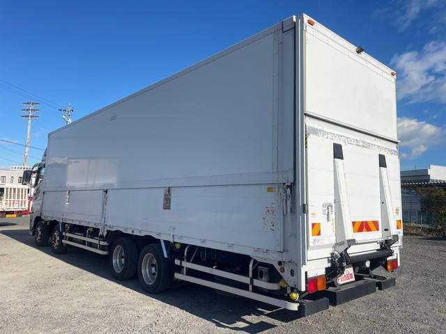三菱ふそうスーパーグレートアルミウイング大型（10t）[写真04]