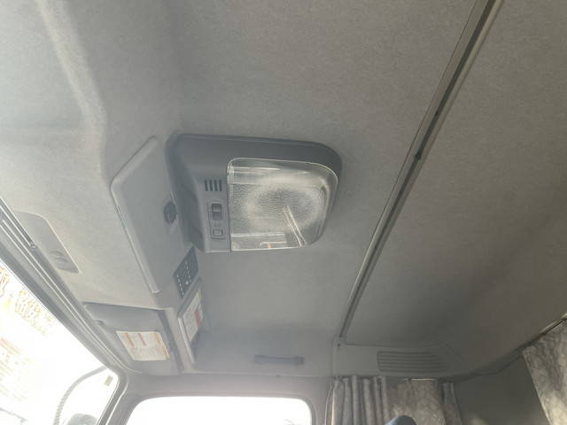 いすゞギガ汚泥吸引車大型（10t）[写真27]