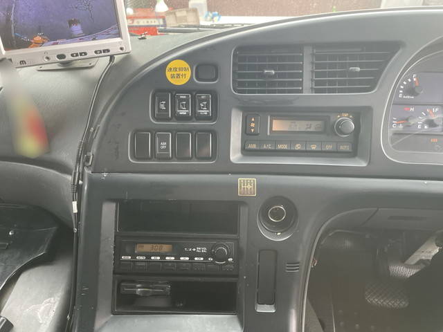 いすゞギガ汚泥吸引車大型（10t）[写真35]