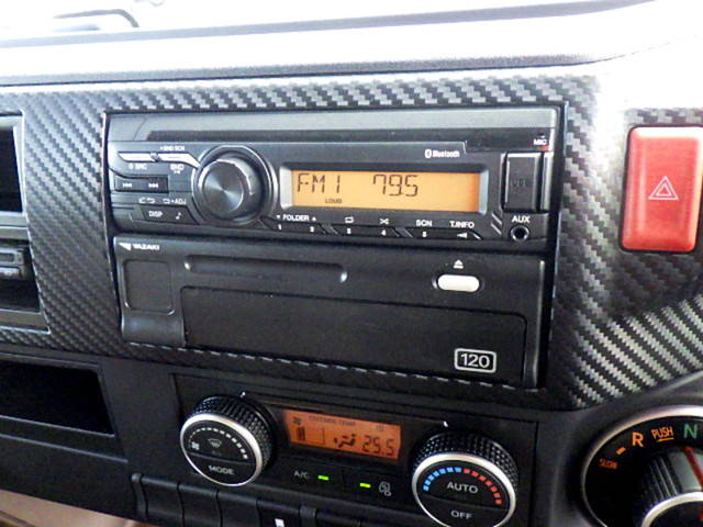 日野レンジャーアルミウイング中型（4t）[写真15]