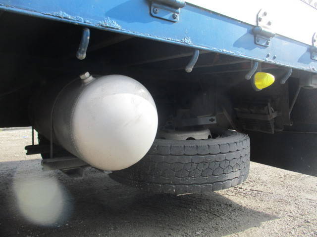 いすゞギガアルミブロック大型（10t）[写真10]