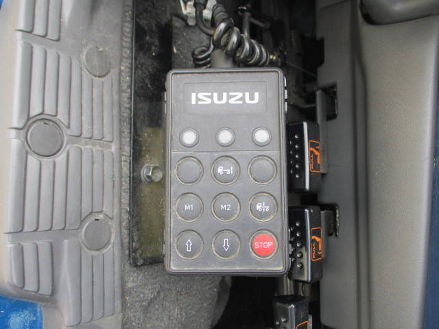 いすゞギガアルミブロック大型（10t）[写真17]