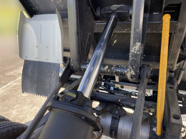 三菱ふそうキャンターダンプ小型（2t・3t）[写真15]