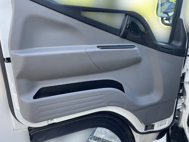 三菱ふそうキャンターダンプ小型（2t・3t）[写真26]