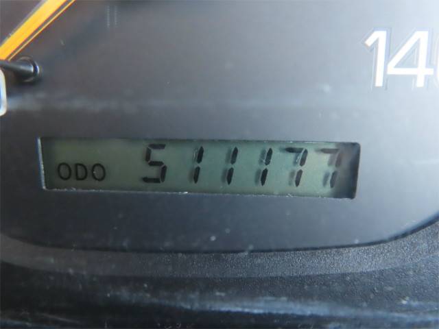 三菱ふそうスーパーグレートコンテナ専用車大型（10t）[写真10]