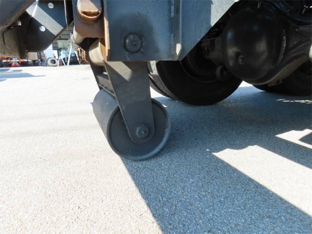 三菱ふそうスーパーグレートコンテナ専用車大型（10t）[写真27]