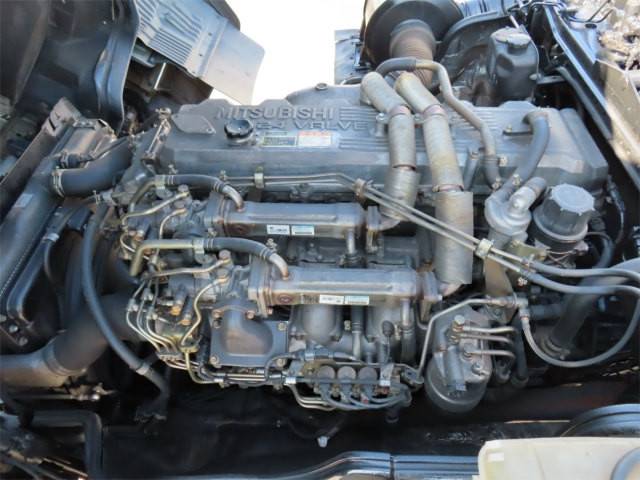 三菱ふそうスーパーグレートコンテナ専用車大型（10t）[写真29]