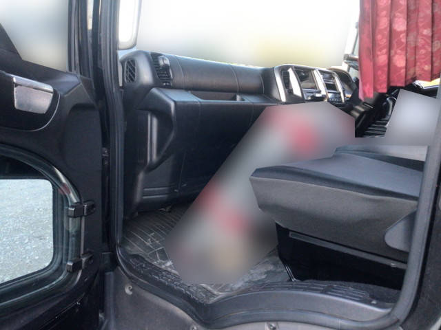 日野レンジャーアルミウイング中型（4t）[写真22]