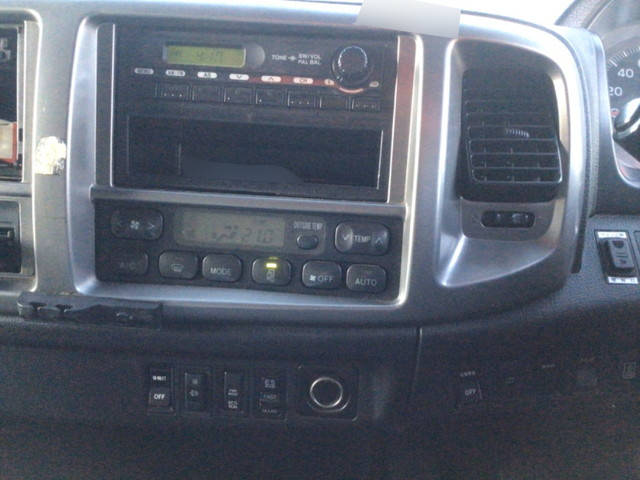 日野レンジャーアルミウイング中型（4t）[写真29]