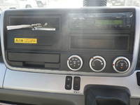 三菱ふそうキャンターコンテナ専用車小型（2t・3t）[写真26]