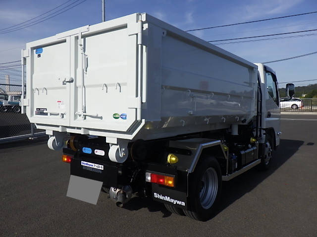三菱ふそうキャンターコンテナ専用車小型（2t・3t）[写真04]