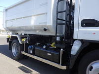 三菱ふそうキャンターコンテナ専用車小型（2t・3t）[写真08]